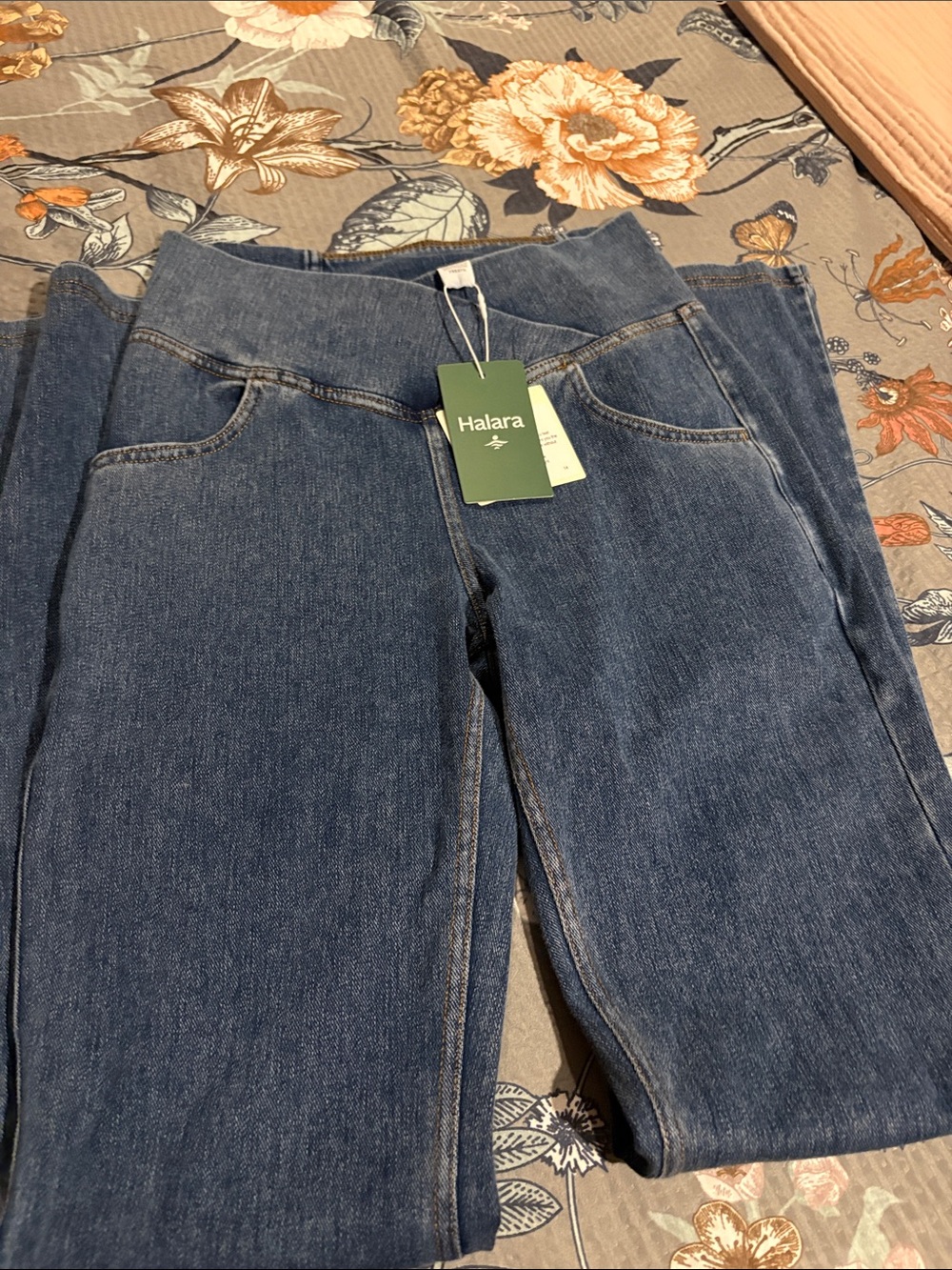 Halara Flex Denim - Picture 2 of 5